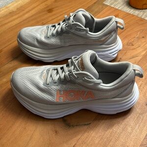 Hoka Bondi 8